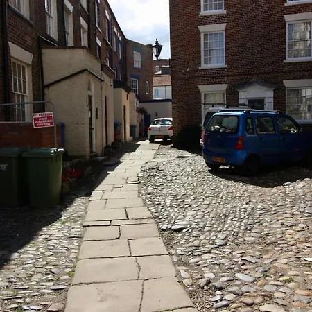 Lighthouse View - Amazing Sea And View - Free Sky Tv Including Sports And Movies - Fast Wifi - Free Private Parking *