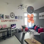 Lighthouse View: Seaside Retreat With Sky Tv And Free Parking Scarborough