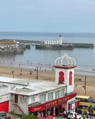 Lighthouse View - Amazing Sea And View - Free Sky Tv Including Sports And Movies - Fast Wifi - Free Private Parking Scarborough